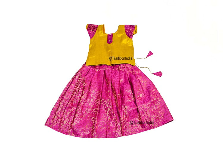 Designer Kids Dresses, Girls Lehenga Choli Set, Designer Lehenga Blouse, Girls Lehenga Choli, Kids Outfits, Baby Girls Lehenga