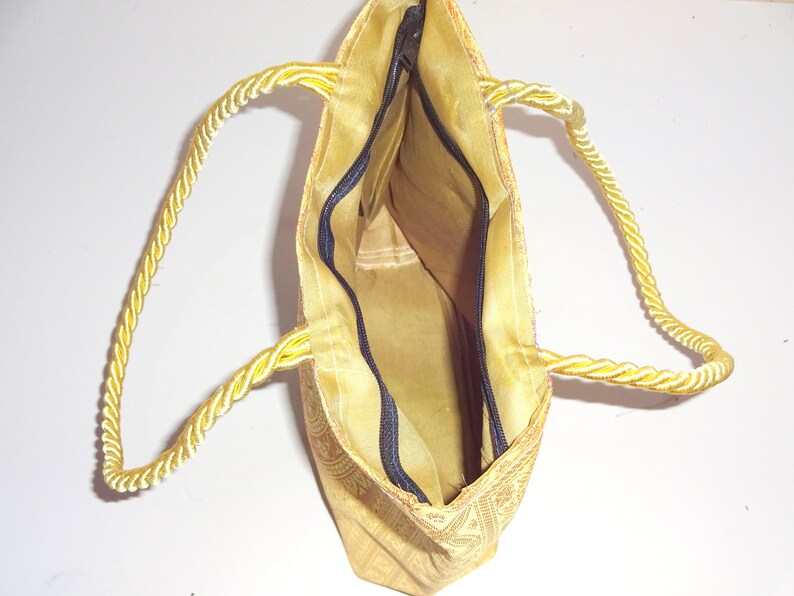 Indian Handmade Purse, Women's Banarasi Silk Bag , Girl's Shoulder Bag, Banarasi Brocade Bag, Return Gift Item, Wedding Bag, Shagun Bag