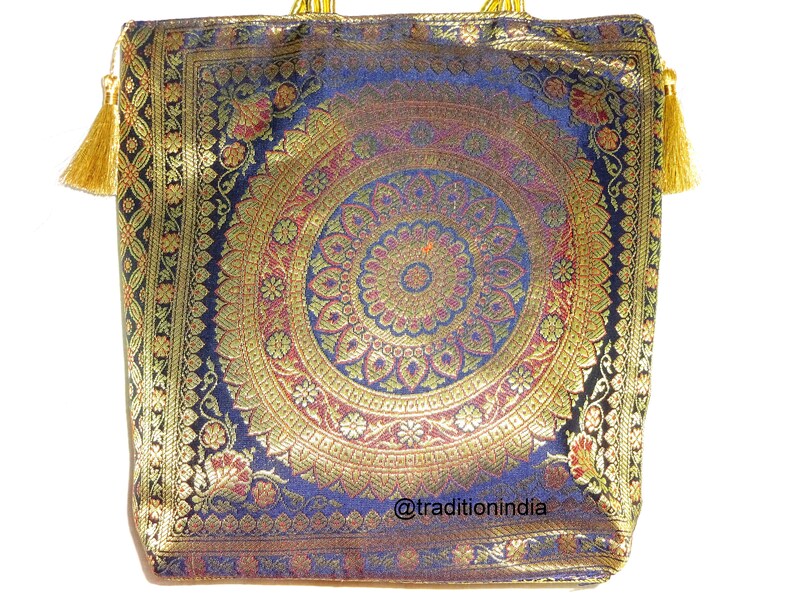 Indian Handmade Purse, Women's Banarasi Silk Bag , Girl's Shoulder Bag, Banarasi Brocade Bag, Return Gift Item, Wedding Bag, Shagun Bag