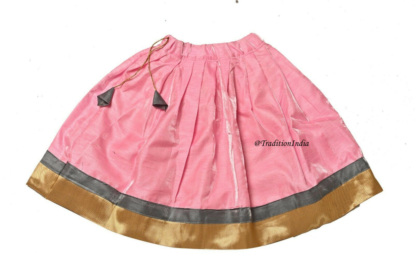 Kids Lehenga Blouse, Indian Kids Dresses, Designer Lehenga Choli, Girls Lehenga Choli, Kids Outfits, Baby Girls Lehenga