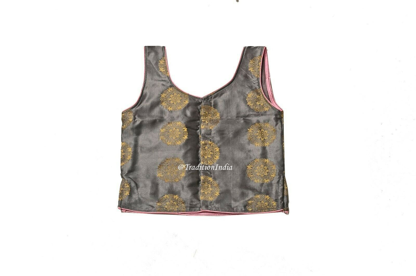 Kids Lehenga Blouse, Indian Kids Dresses, Designer Lehenga Choli, Girls Lehenga Choli, Kids Outfits, Baby Girls Lehenga