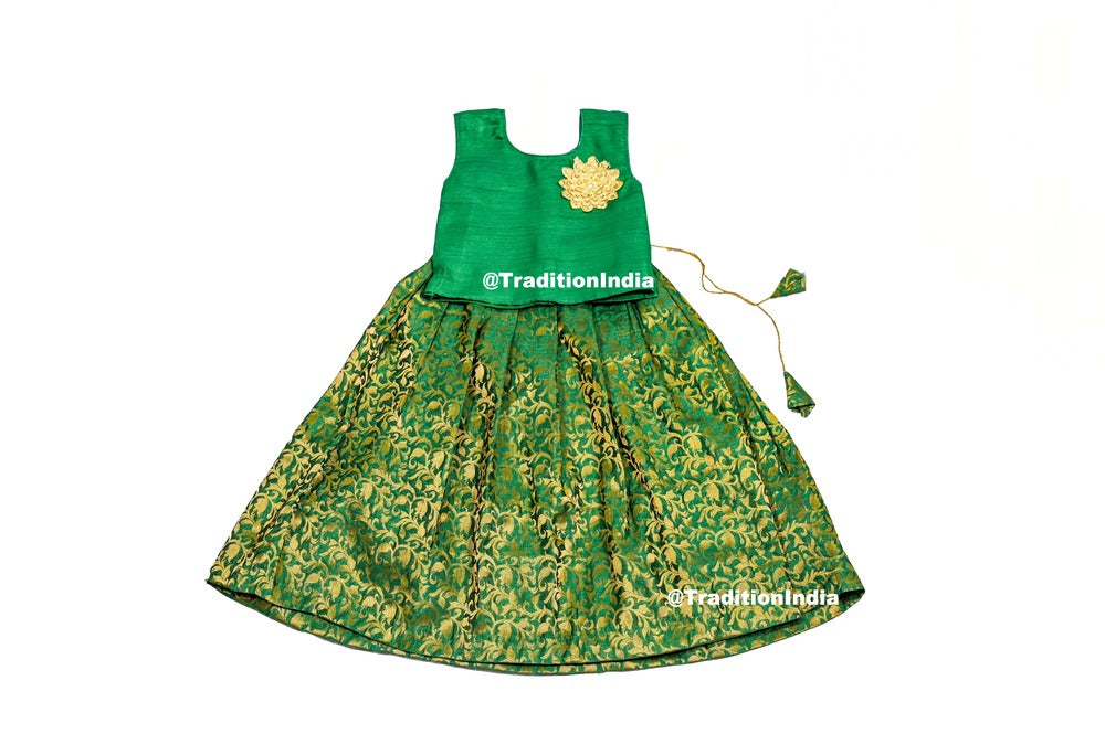 Designer Green Girls Lehenga Choli Set, Indian Kids Dresses, Designer Lehenga Blouse, Girls Lehenga Choli, Kids Outfits, Baby Girls Lehenga